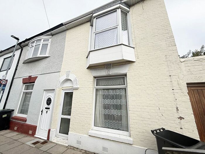 2 Bedroom End Of Terrace House To Rent In Baileys Road, Southsea, PO5