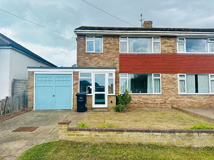 3 Bedroom Semi-Detached House To Rent In Court Farm Road, Newhaven, BN9