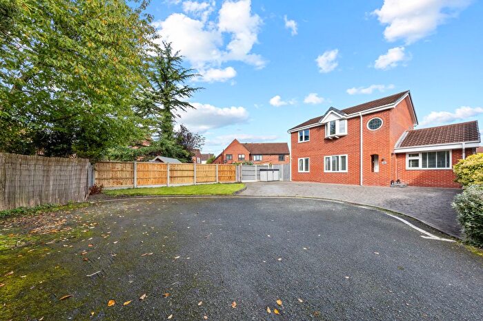 4 Bedroom Detached House For Sale In Oban Grove, Fearnhead, WA2