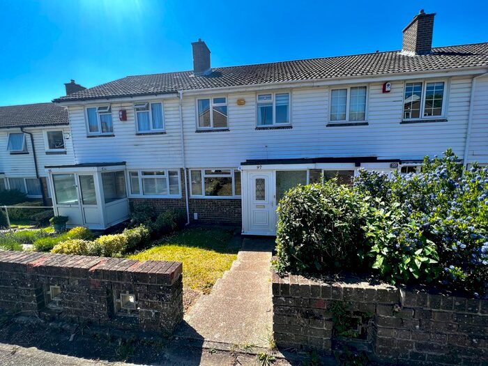 3 Bedroom End Of Terrace House To Rent In Dore Avenue, Fareham, PO16