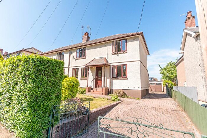 3 Bedroom Semi-Detached House For Sale In Cwrdy Road, Griffithstown, NP4