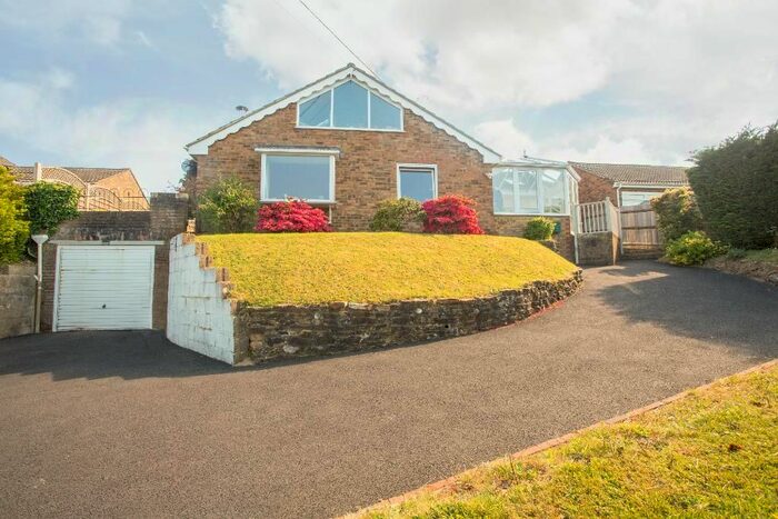 4 Bedroom Detached House To Rent In Vicarage Road, Burwash Common, East Sussex, TN19