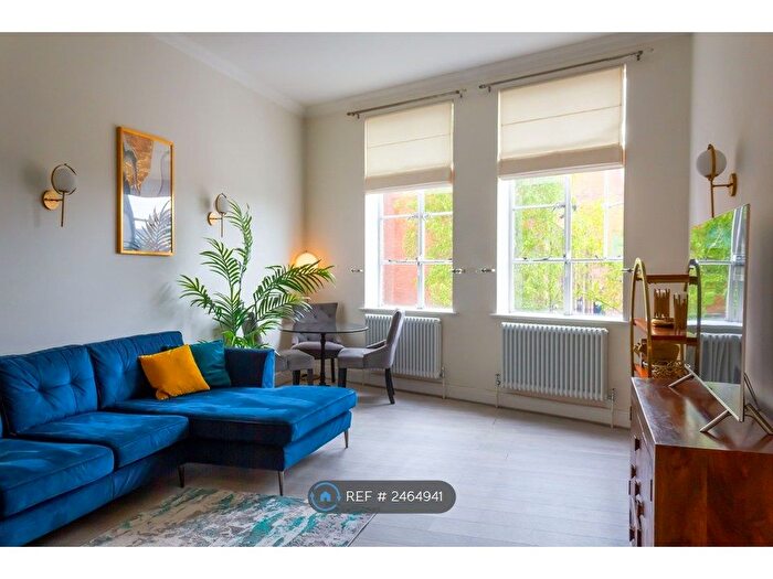 2 Bedroom Flat To Rent In Sigrist Square, Kingston Upon Thames, KT2