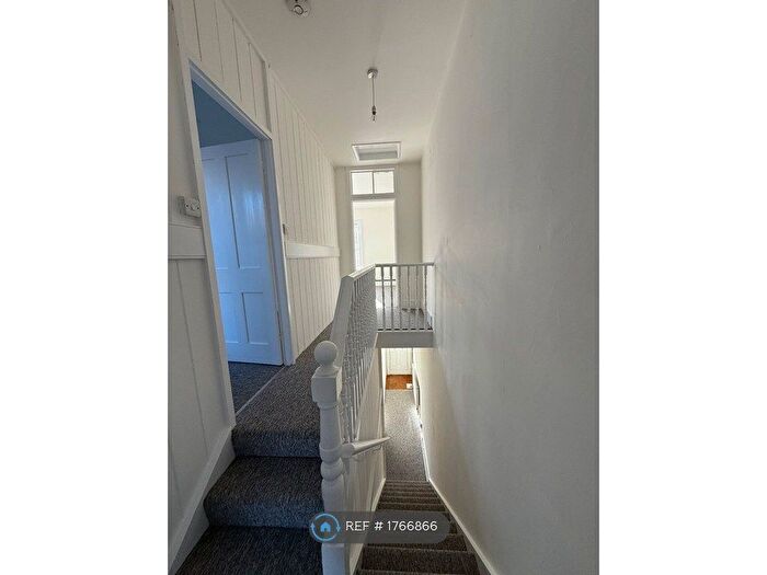 2 Bedroom Terraced House To Rent In Becket Road, Worthing, BN14