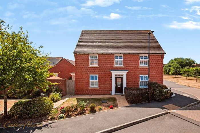 4 Bedroom Detached House For Sale In Watson Grove, Angmering, BN16