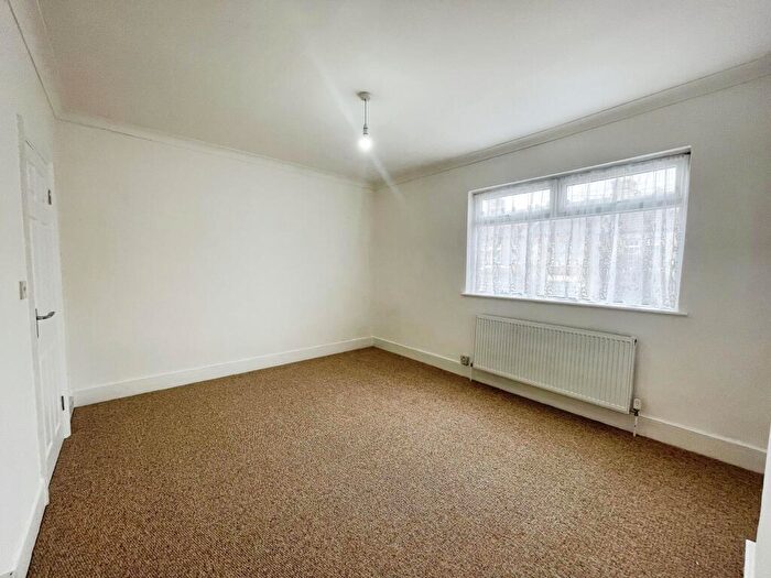 4 Bedroom Terraced House To Rent In Hampden Road, Grays, RM17