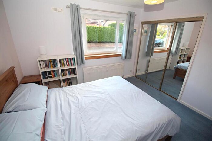 2 Bedroom Semi-Detached House For Sale In Blair Gardens, Gourock, PA19