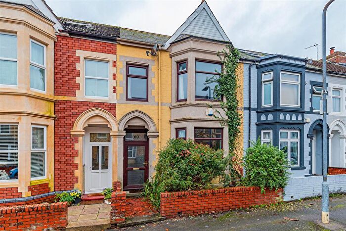 4 Bedroom Terraced House For Sale In Fairwater Grove East, Cardiff, CF5
