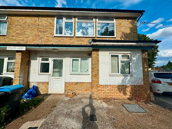 2 Bedroom Flat To Rent In Charterhouse Avenue, Wembley, HA0