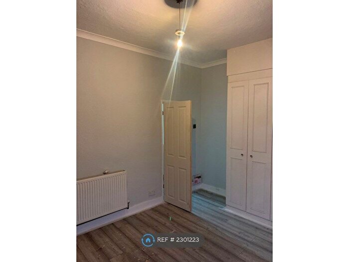 3 Bedroom Terraced House To Rent In Liverpool Road, Eccles, Manchester, M30