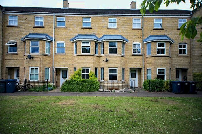 4 Bedroom Terraced House To Rent In Collinson Crescent, Sapley, Huntingdon PE28