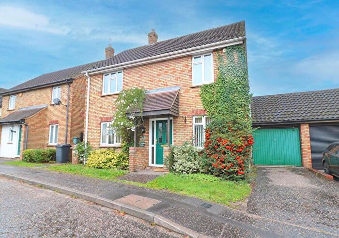 4 Bedroom Detached House For Sale In Hurrell Down, Boreham, Chelmsford, CM3