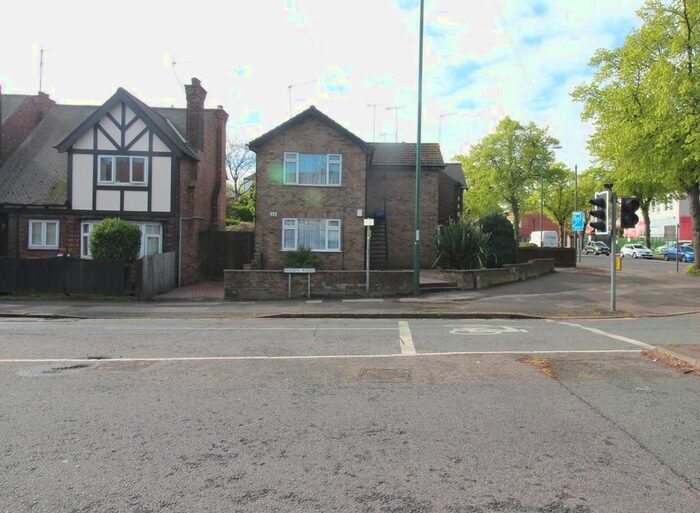 2 Bedroom Flat To Rent In Haydn Road, Sherwood, Nottingham, NG5