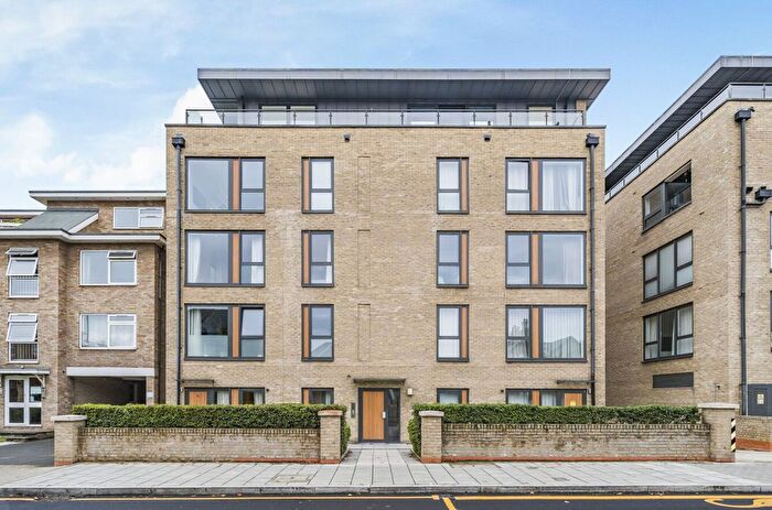 1 Bedroom Flat To Rent In Hartfield Road, London, SW19