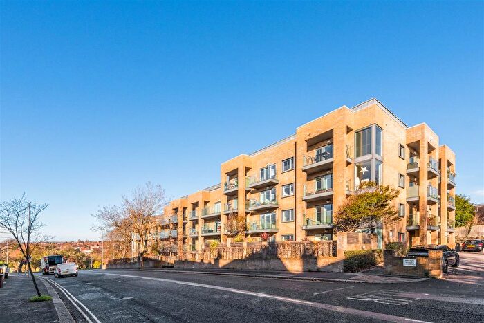1 Bedroom Flat For Sale In Old Shoreham Road, Hove, BN3