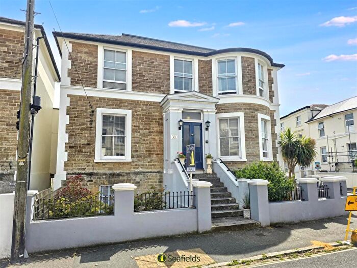 5 Bedroom Detached House For Sale In The Strand, Ryde, PO33