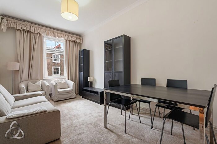 1 Bedroom Flat For Sale In Orsett Terrace, Paddington, W2