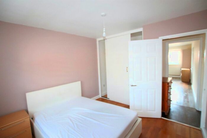 1 Bedroom Property To Rent In Trefil Walk, London, N7