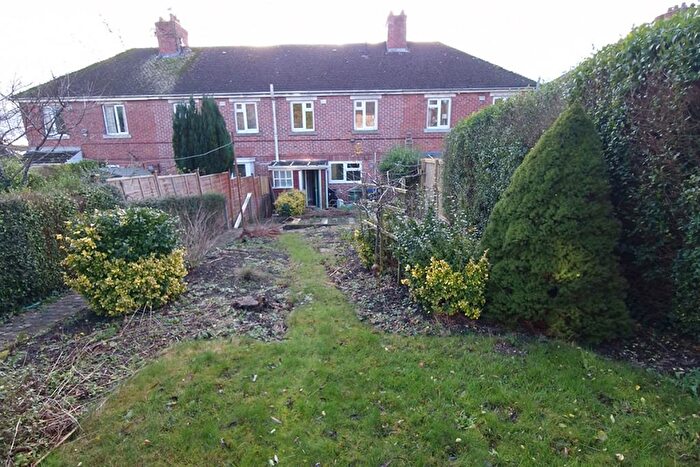 3 Bedroom Terraced House For Sale In Imber Road, Warminster, BA12