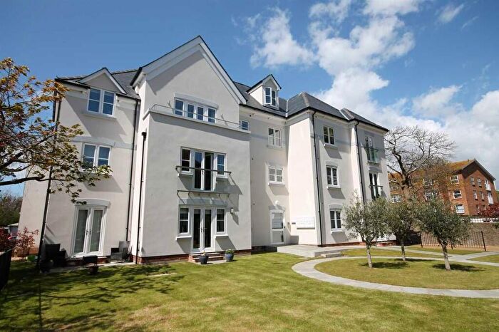 2 Bedroom Flat To Rent In Wordsworth Road, Worthing, BN11