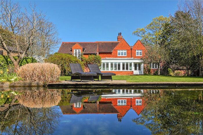 7 Bedroom Detached House For Sale In The Green, Letchmore Heath, Watford, Hertfordshire, WD25