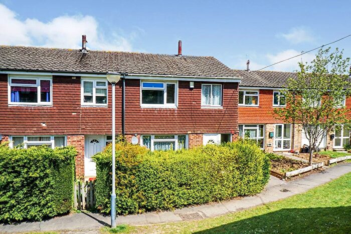 3 Bedroom End Of Terrace House To Rent In Willow Tree Road, Tunbridge Wells, Kent, TN2