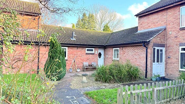 2 Bedroom Bungalow For Sale In Ashtree Road, Frome, BA11