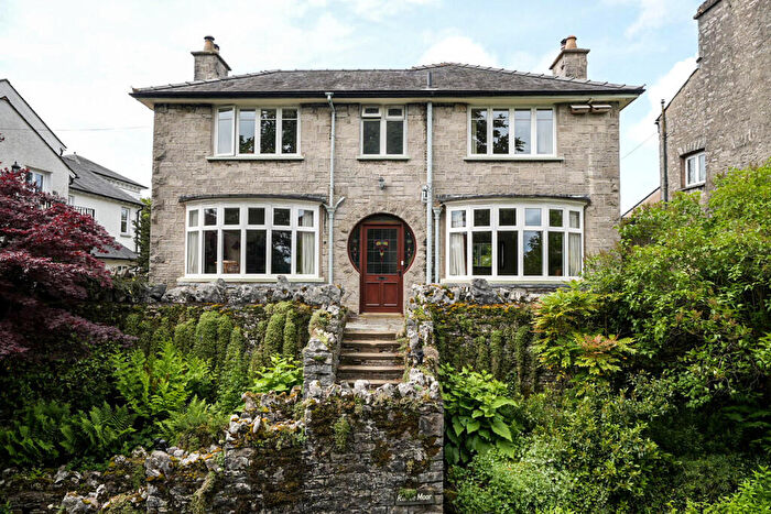 4 Bedroom Detached House For Sale In Rangemoor, Mount Pleasant, Kendal, Cumbria, LA9