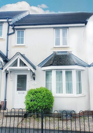 2 Bedroom Terraced House To Rent In Goldfinch Gate, Gillingham, SP8