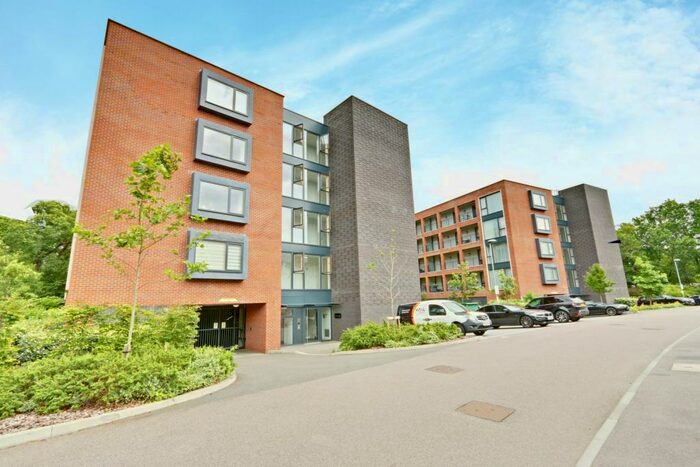 2 Bedroom Apartment To Rent In Ebony Crescent, Cockfosters, EN4