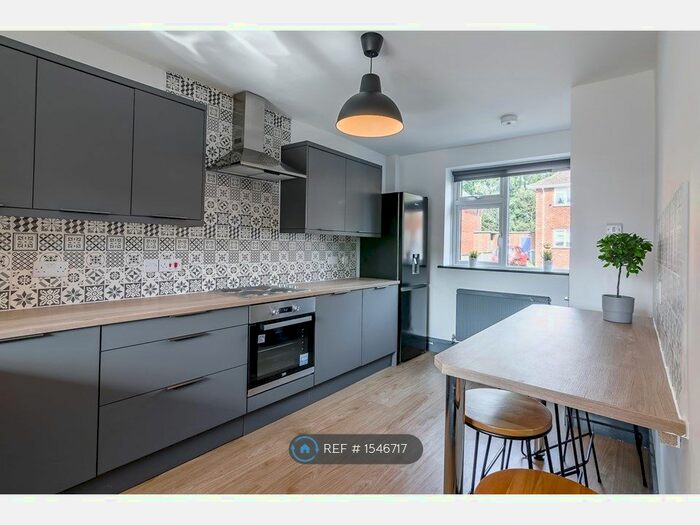 5 Bedroom Semi-Detached House To Rent In Friends Road, Norwich, NR5