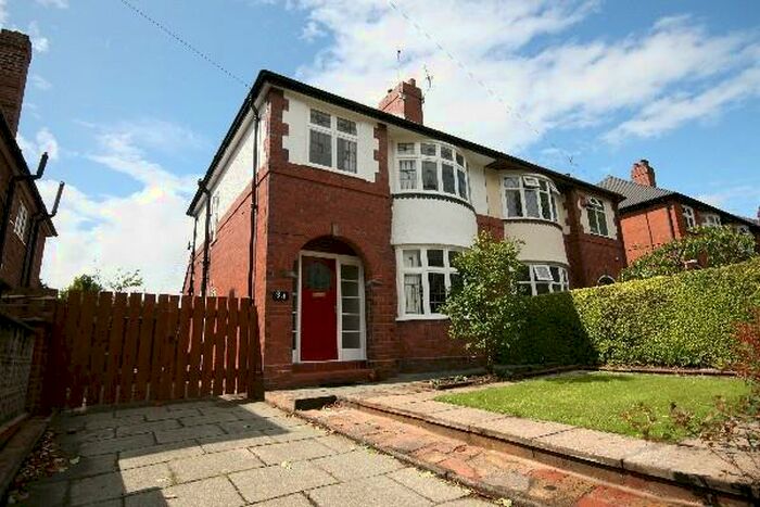 3 Bedroom Semi-Detached House To Rent In Lincoln Avenue, Clayton, Newcastle Under Lyme, Staffordshire, ST5
