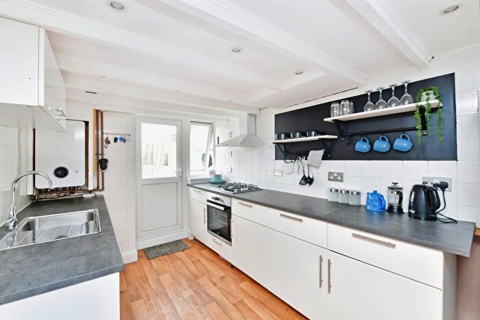 2 Bedroom Cottage For Sale In Sidmouth Cottages, Plymouth, PL4