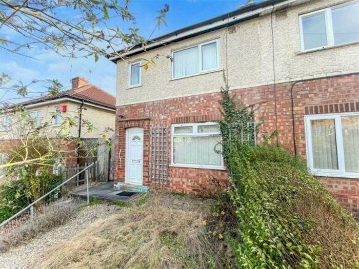 2 Bedroom End Of Terrace House To Rent In Pamela Place, Leicester, Leicestershire, LE4