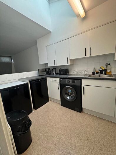 1 Bedroom Flat To Rent In Maiden Lane, London, NW1