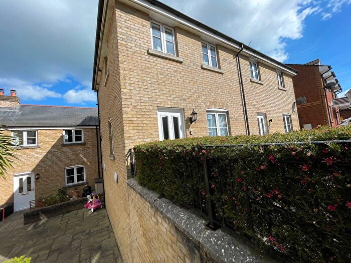 2 Bedroom Property To Rent In George Street Roundhouse Mews, Ryde, PO33