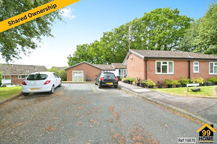 2 Bedroom Bungalow For Sale In Cheedale Close, Chesterfield, Derbyshire, S40