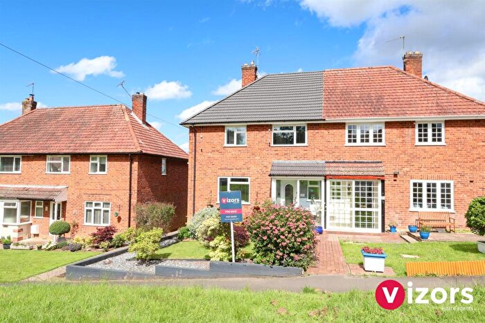 3 Bedroom Semi-Detached House For Sale In Lilac Close, Mayfields, Redditch, B98