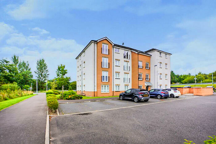 2 Bedroom Flat To Rent In Cailhead Drive, G68