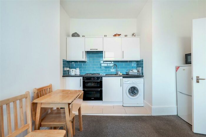 1 Bedroom Flat For Sale In Fordwych Road, Cricklewood, NW2