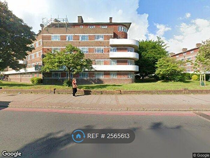 1 Bedroom Flat To Rent In Cubitt House, London, SW4