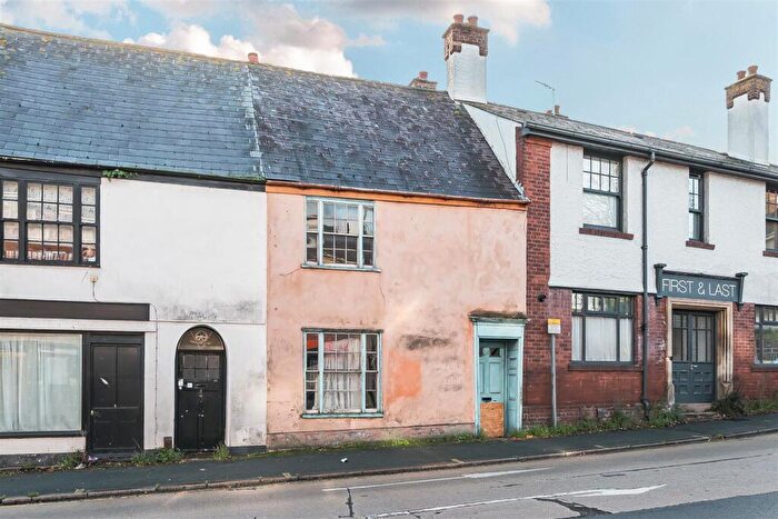3 Bedroom Terraced House For Sale In Cowick Street, Exeter, EX4