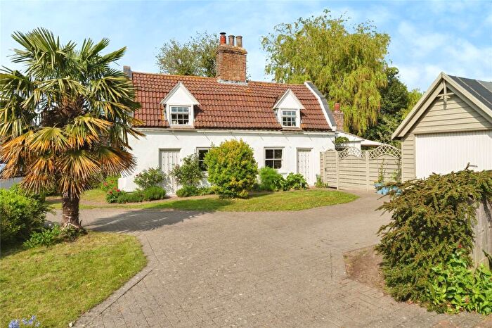 2 Bedroom Detached House For Sale In New Street, Doddington, March, Cambridgeshire, PE15