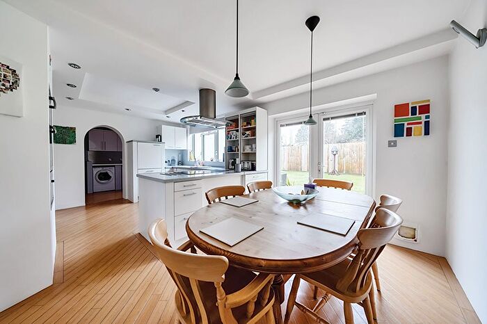 4 Bedroom Detached House For Sale In Eastling Road, Eastling, ME13