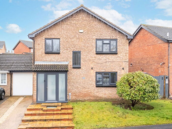 4 Bedroom Detached House For Sale In Muirfield Road, Wellingborough, NN8