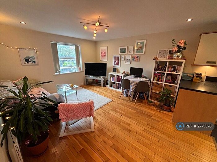 2 Bedroom Flat To Rent In The Junxion, Leeds, LS5