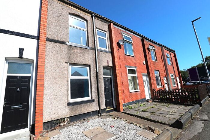 3 Bedroom Semi-Detached House To Rent In Bond Street, Bury, Greater Manchester, BL9