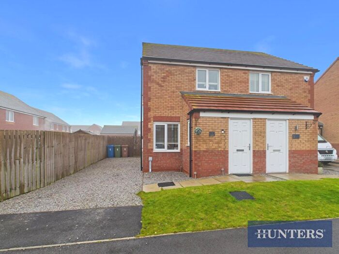2 Bedroom Semi-Detached House For Sale In Leconfield Garth, Bridlington, YO16