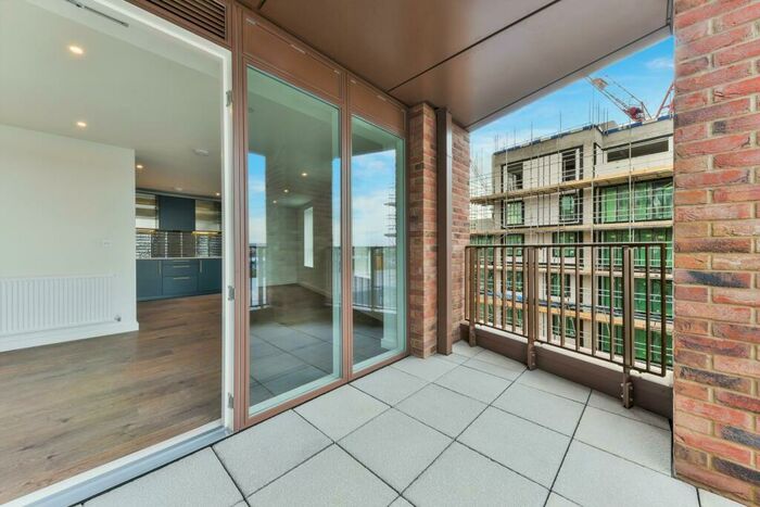 2 Bedroom Apartment To Rent In Alington House, Mary Neuner Road, London, N*, N8