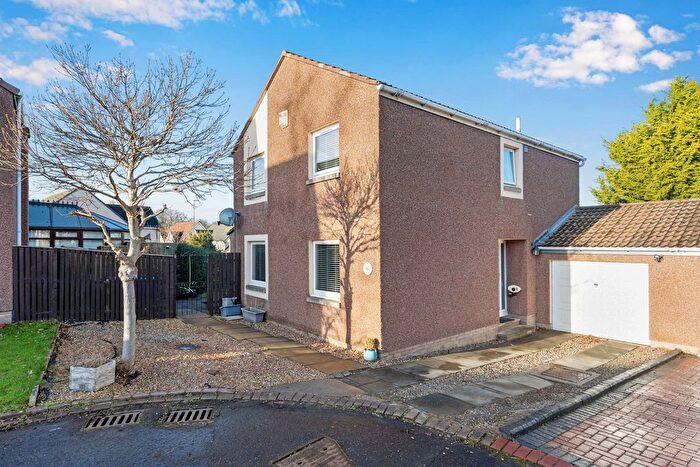 5 Bedroom Detached House For Sale In Kippielaw Road, Easthouses, Dalkeith, EH22